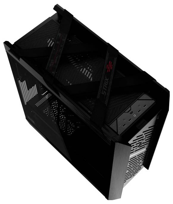 Črn ohišje za gaming PC z mrežastimi ploščami, označen z blagovno znamko 'STRIX', ima trdne trakove čez vrh, verjetno poudarjajoč prenosljivost in pretok zraka.