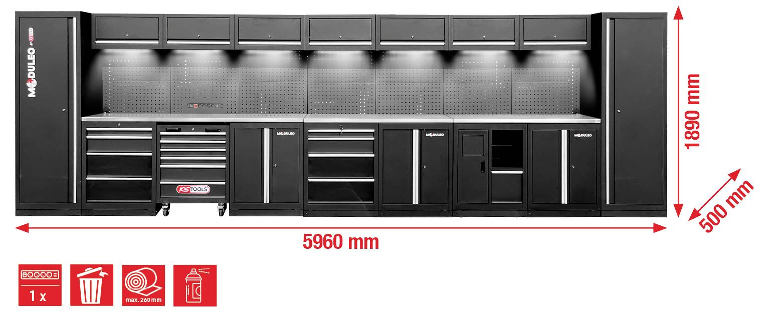 Velik črn modularen sistem za shranjevanje s omaricami, predali in perforirano kovinsko zadnjo ploščo, ki meri 5960 mm širine, 500 mm globine in 1890 mm višine.