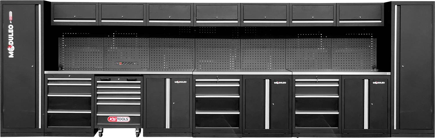 Modularen sistem za shranjevanje v garaži s črnimi omaricami in predali, ki vključuje perforiran panel za organizacijo orodja in obilico prostora za shranjevanje.