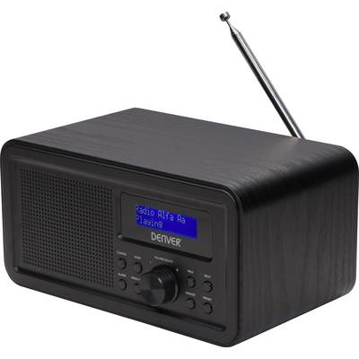Črna namizna radijska naprava z podaljšano anteno in digitalnim zaslonom, ki prikazuje 'Radio Alfa Aa, Predvaja'. Sprednja stran ima nadzorne gumbe in zvočnik.