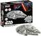 Model kompleta vesoljske ladje Millennium Falcon z možnostjo sestavljanja, opremljen s svetlobnimi in zvočnimi učinki, označen za otroke, starejše od 6 let, del serije 'Sestavi in Izdelaj'.