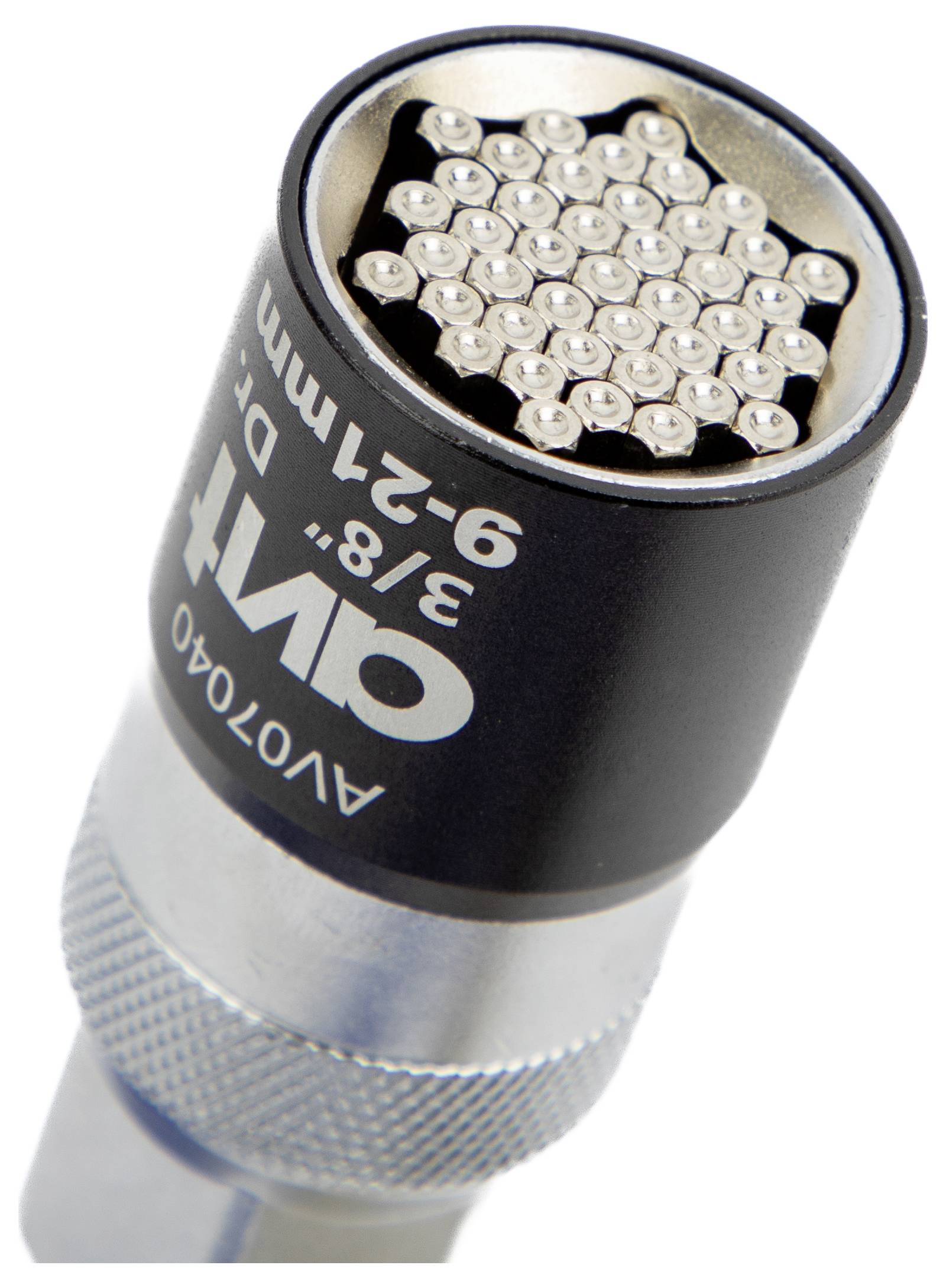 Univerzalno gnezdno orodje z več jeklenih palic v notranjosti, oblikovano za prilagajanje različnim oblikam pritrdilnih elementov.