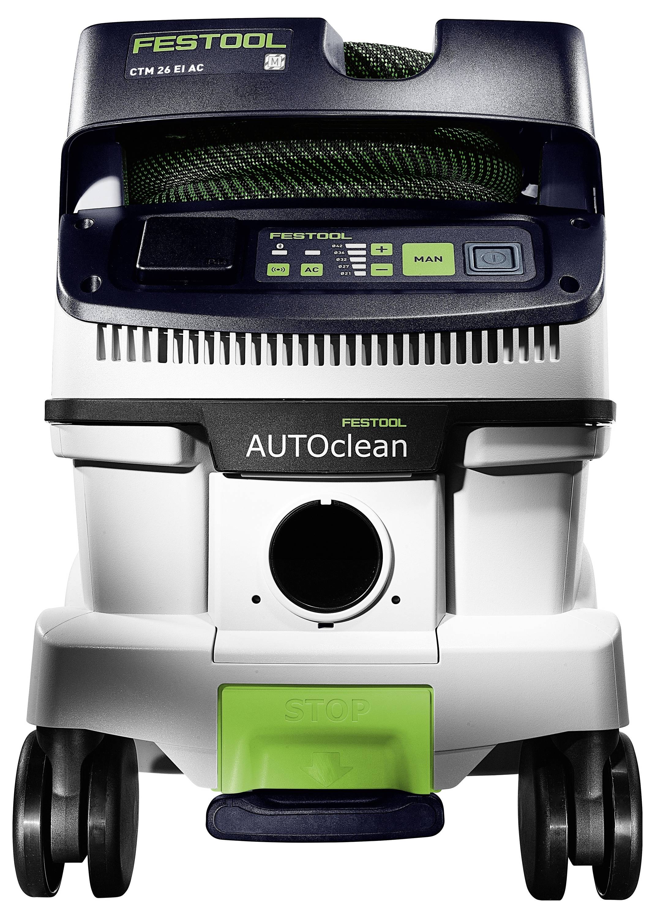 Festool CTM 26 E AC AutoClean sesalnik prahu z zelenim cevom, kontrolnimi gumbi in kolesi.