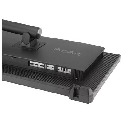Bližnji pogled na ProArt monitor, ki prikazuje različne vhode, vključno s HDMI, Mini DisplayPort, USB in avdio vtičem na stranskem panelu.