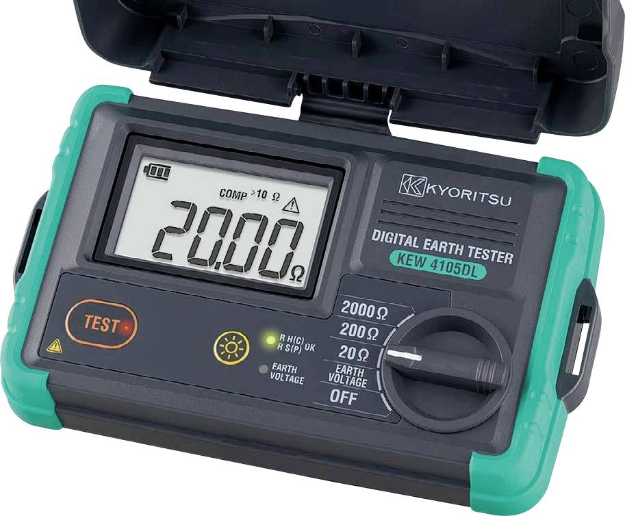 Digitalni tester za ozemljitev s prikazom '20.00Ω', z gumbom za testiranje, nastavljivi vrstici za upornost in napetost ter označenimi upravljavci.