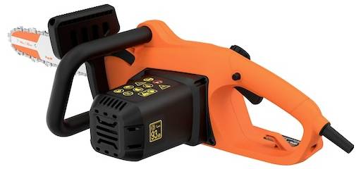 Oranžna električna motorna pila z varnostnimi funkcijami, stikalom za napajanje in vidno verigo.