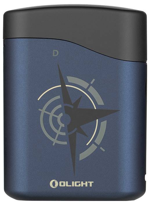 Kompakten etui v modri in črni barvi s kompasom na prednji strani in logotipom blagovne znamke "Olight" na spodnji strani.