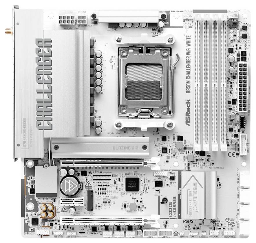 Bela matična plošča ASRock B650M Challenger WiFi s procesorskim vtičem za AMD, vidnimi režami za RAM, radiatorji in režami za razširitve.