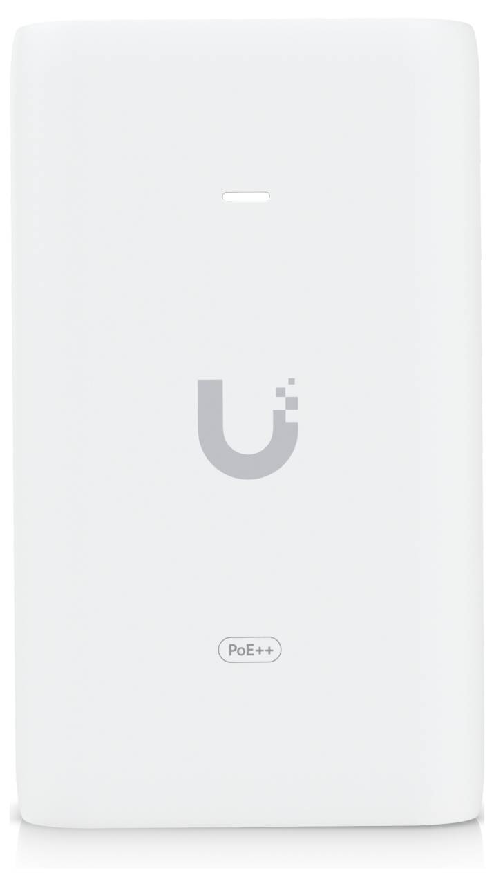 Bela omrežna naprava Ubiquiti z logotipom in oznako "PoE++", ki označuje zmožnost napajanja preko Etherneta.