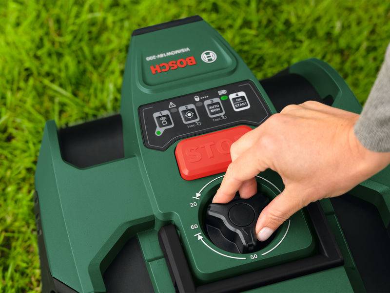 Bosch Home and Garden 06008E1102 VISIMOW18V-200 robotska kosilnica-1