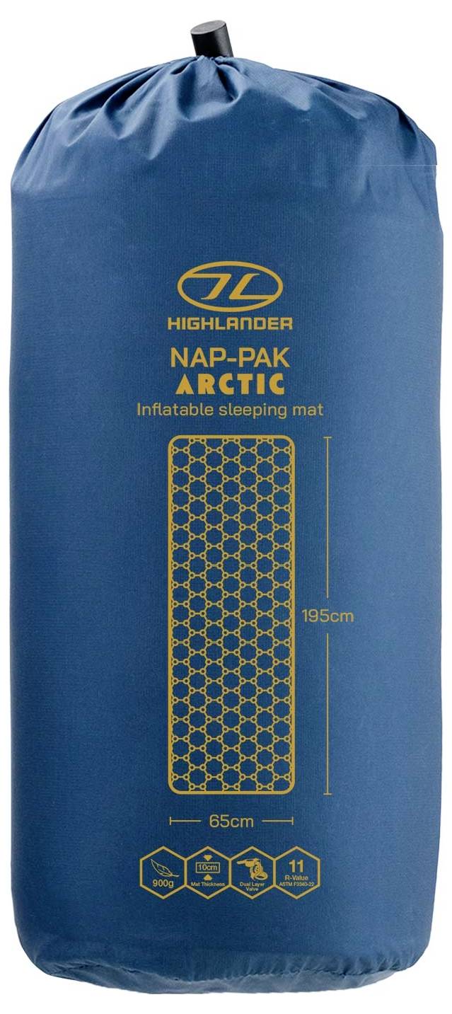 Modra vrečka, ki vsebuje napihljivo spalno podlogo 'Highlander Nap-Pak Arctic', dimenzije: 195 cm x 65 cm; ilustracija šestkotnega vzorca.