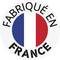 Francoski proizvodni logotip s krožno francosko trikolorsko zastavico in besedilom "FABRIQUÉ EN FRANCE" okrog nje.