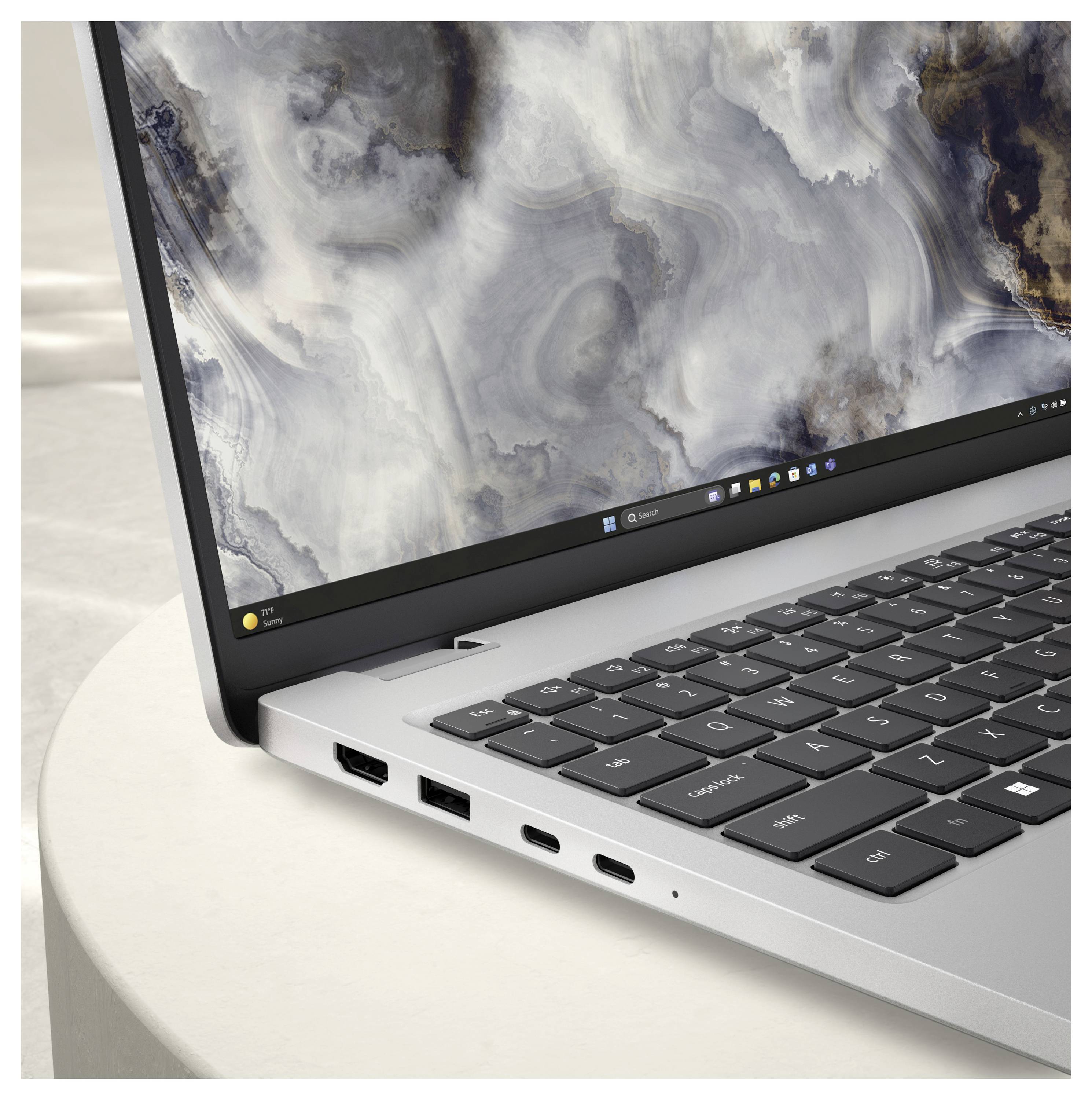 Dell prenosni računalnik (obnovljen) Pro 16 Plus PB16250 40.6 cm (16 palec) Full-HD+ Intel® Core™ Ultra 7 (Series 2) 268-10