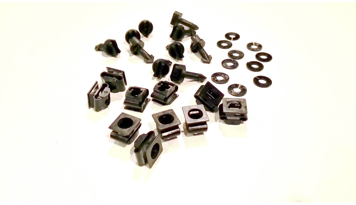 Schneider Electric NSYPPCPHDSN komplet vijakov plastika 1 set-0