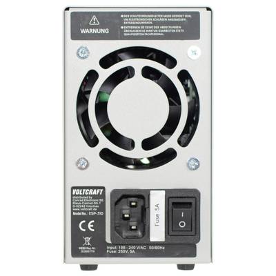 Zadnji pogled na napajalno enoto VOLTCRAFT s hladilnim ventilatorjem, opozorilnim nalepko, držalom za varovalko, specifikacijami vhoda in stikalom za vklop/izklop.