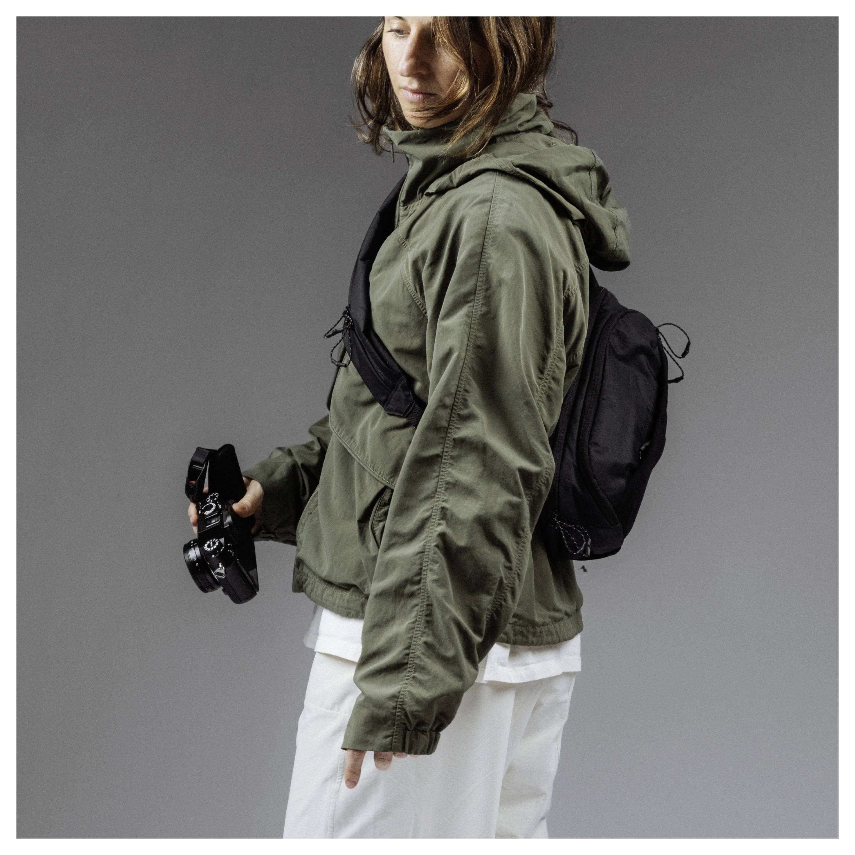Moment Moment Fast & Light Balance Sling 7L bla torba za kamero predal za prenosni računalnik, vodotesna-5