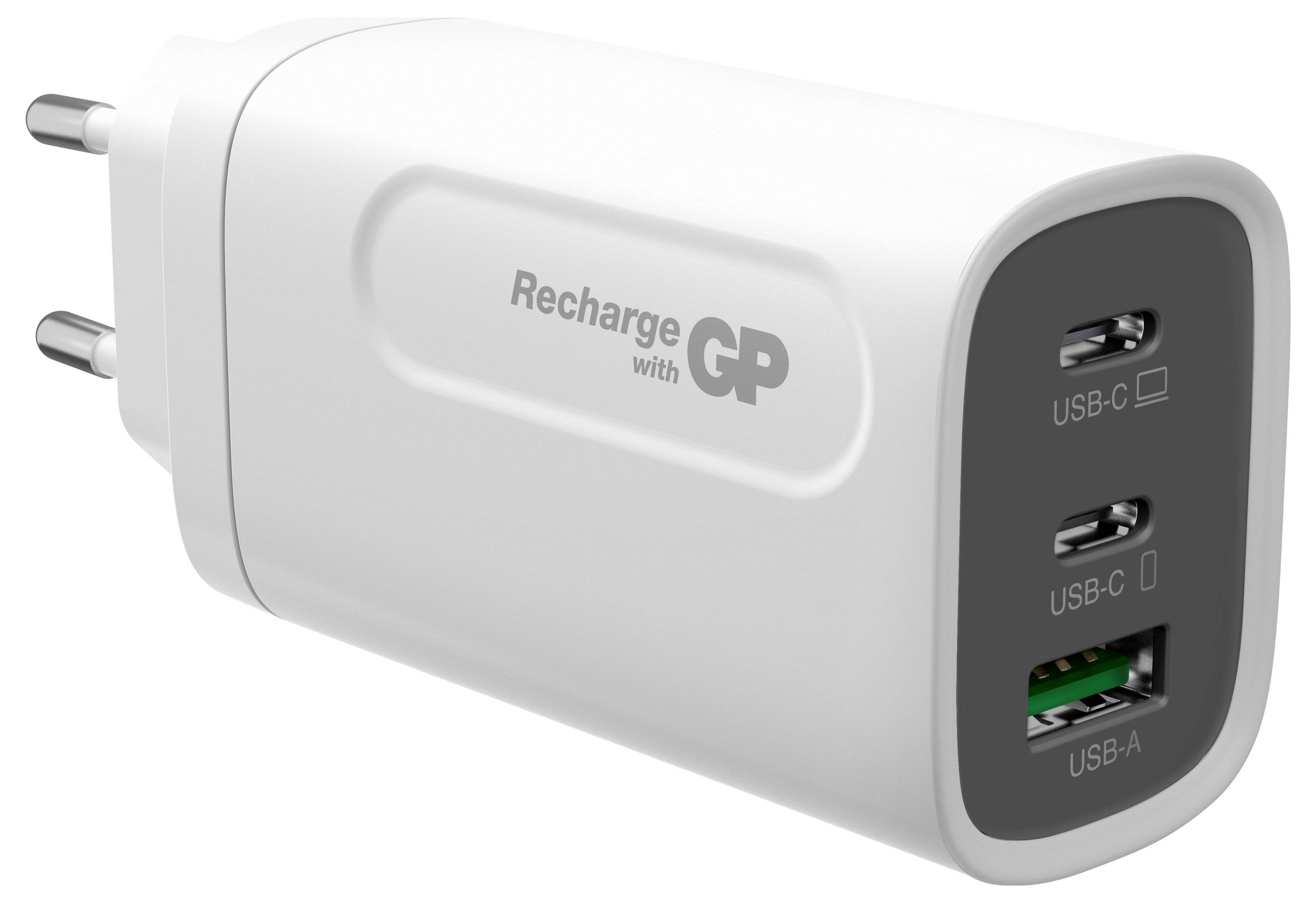 Beli napajalnik GP za stensko prise z evropskim vtičem in tremi vhodi: dva USB-C in en USB-A.