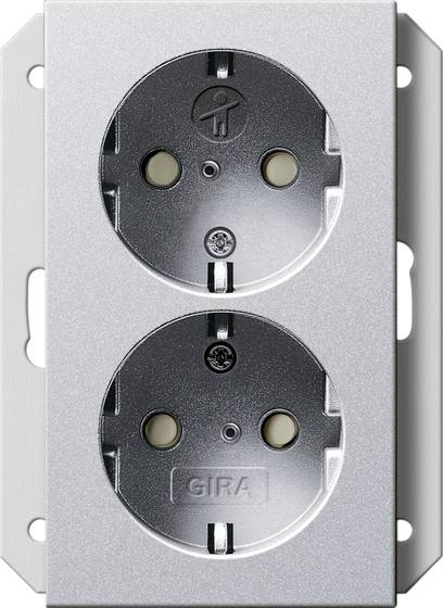 GIRA dvojna vtičnica aluminij 273126 1 kos