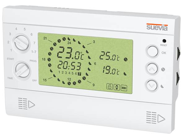 Beli digitalni regulator Suevia z zelenim LCD zaslonom, ki prikazuje 23,0°C, 25,0°C in 19,0°C, vrtljivi gumbi in gumbi za ponastavitev/OK.