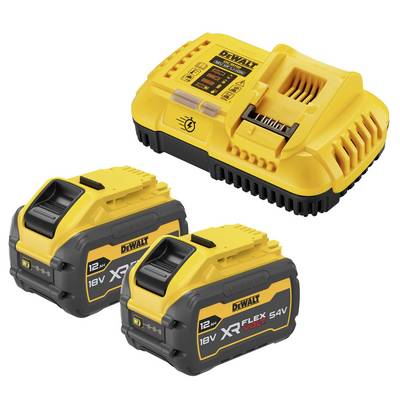 Rumena polnilna naprava DEWALT z dvema 18V XR FLEXVOLT baterijskima pakiranjema na belem ozadju.