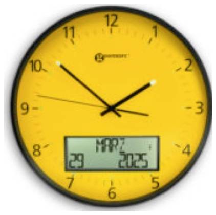 Rumena analogna stenska ura, ki kaže približno 10:10, z digitalnim zaslonom, ki prikazuje 23. maj 2025.