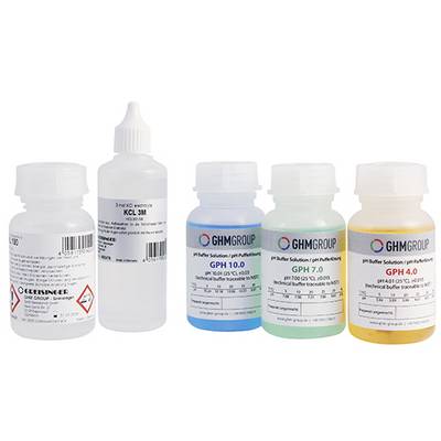 Pet steklenic s pH-pufernimi raztopinami in raztopino kalijevega klorida, označenih kot pH 10,0, 7,0, 4,0 in KCl 3M, podjetja GHM GROUP.