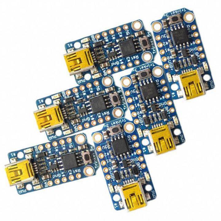 Adafruit 1509 razvojna plošča Trinket 6-Pack - 3 x 3.3V and 3 x 5V Trinkets AVR® ATtiny ATtiny85