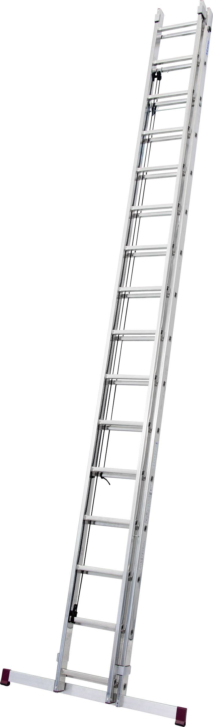 Srebrna aluminijasta lestev v popolnoma razširjeni dolžini, na beli podlagi. Primerna za dela na veliki višini.