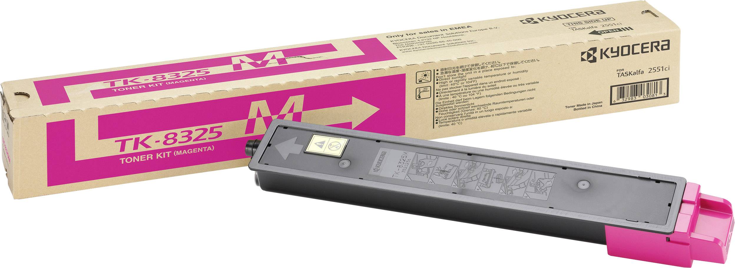Tonerski komplet TK-8325 podjetja Kyocera v magenti. Kartonska embalaža in tonerska kaseta. Za tiskalnike z modelnimi številkami 2551ci.