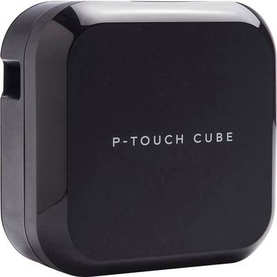 Črn P-Touch Cube tiskalnik nalepk z gladko, kvadratno obliko in zaobljenimi robovi. Napis 'P-TOUCH CUBE' na sprednji strani.