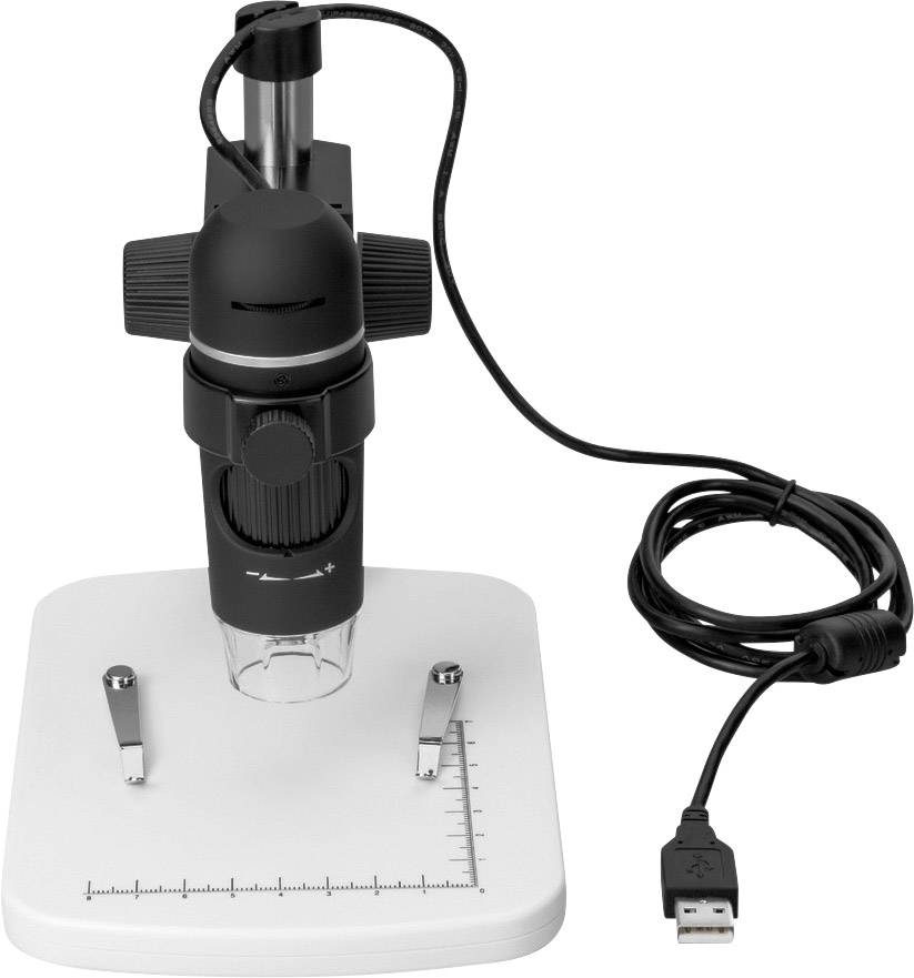 Digitalni mikroskop s stojalcem in USB-priključnim kablom na belem ozadju. Idealen za povečave in podrobne preglede.