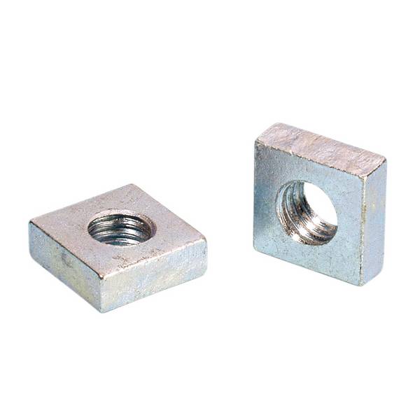 kvadratna matica Adam Hall
