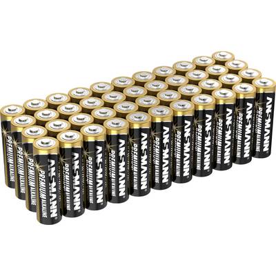 Samling av AA-batterier av ett visst märke i flera rader. Lämplig för elektroniska enheter som kräver alkaliska batterier.