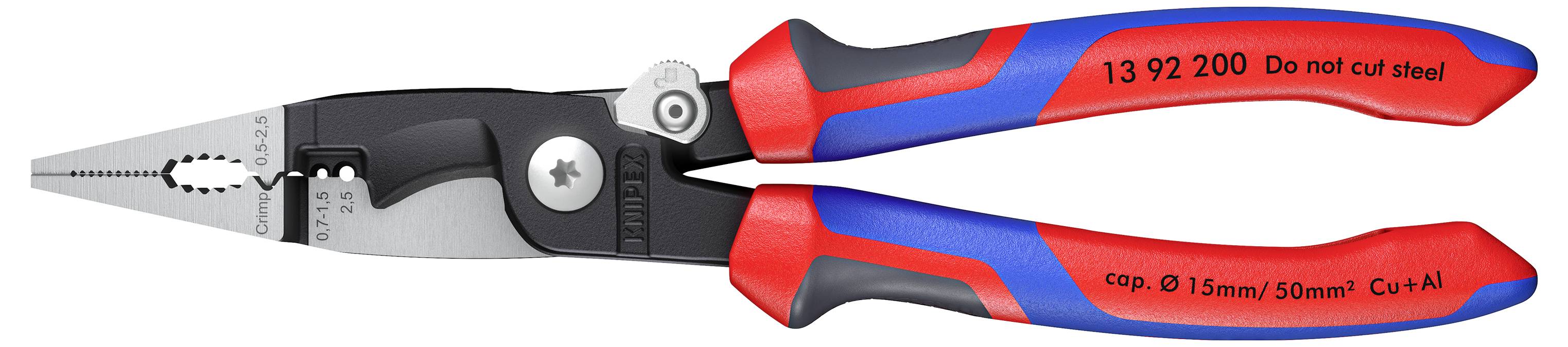 Spetsiga tänger med röda och blå handtag, märkta '13 92 200 Får ej användas för att klippa stål' och 'kap. Ø 1,5 mm/50 mm² Cu+Al' på handtagen.