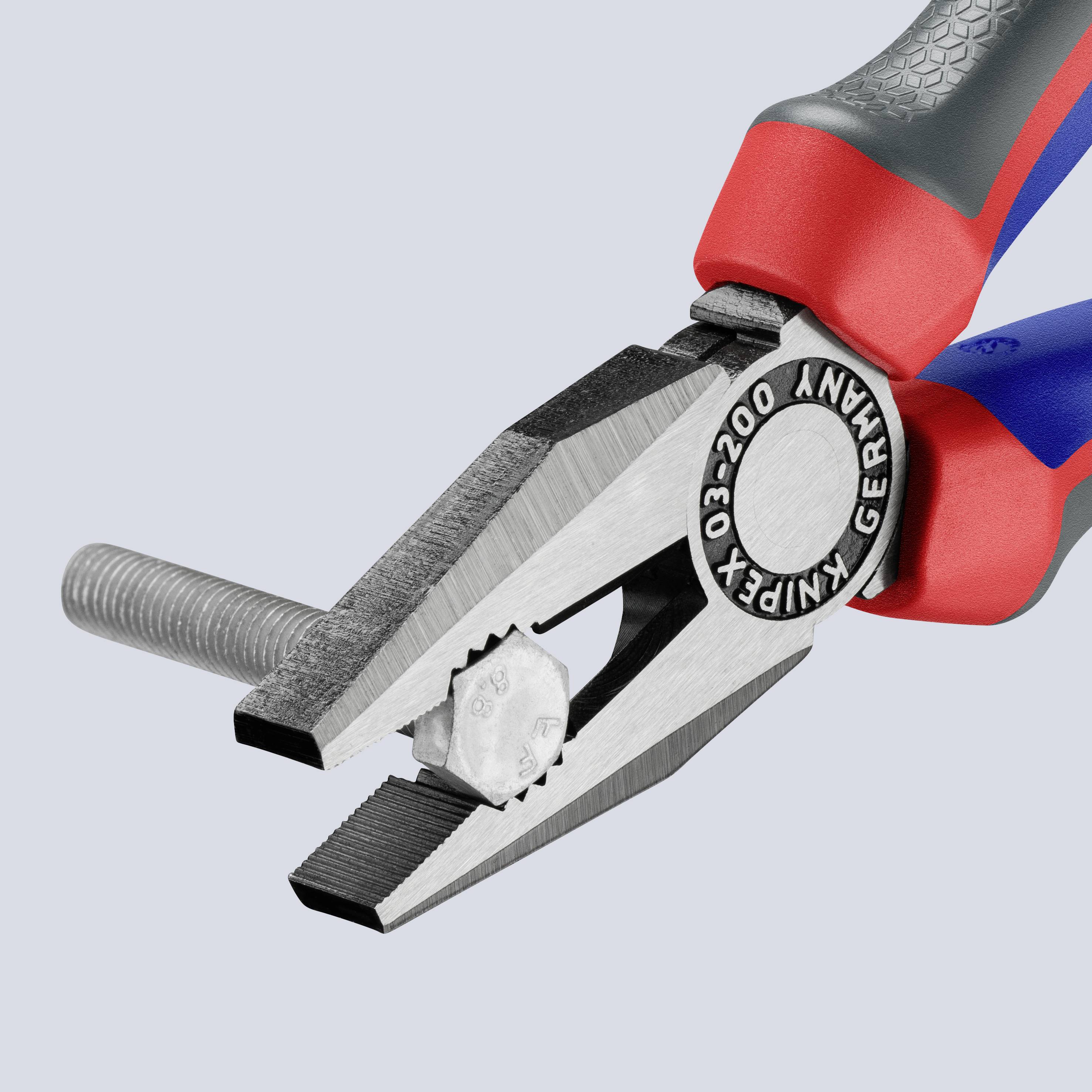 Grå och röd kombinationstång med tandade greppytor, idealisk för att greppa och klippa tråd. Verktyg tillverkat av robust material.