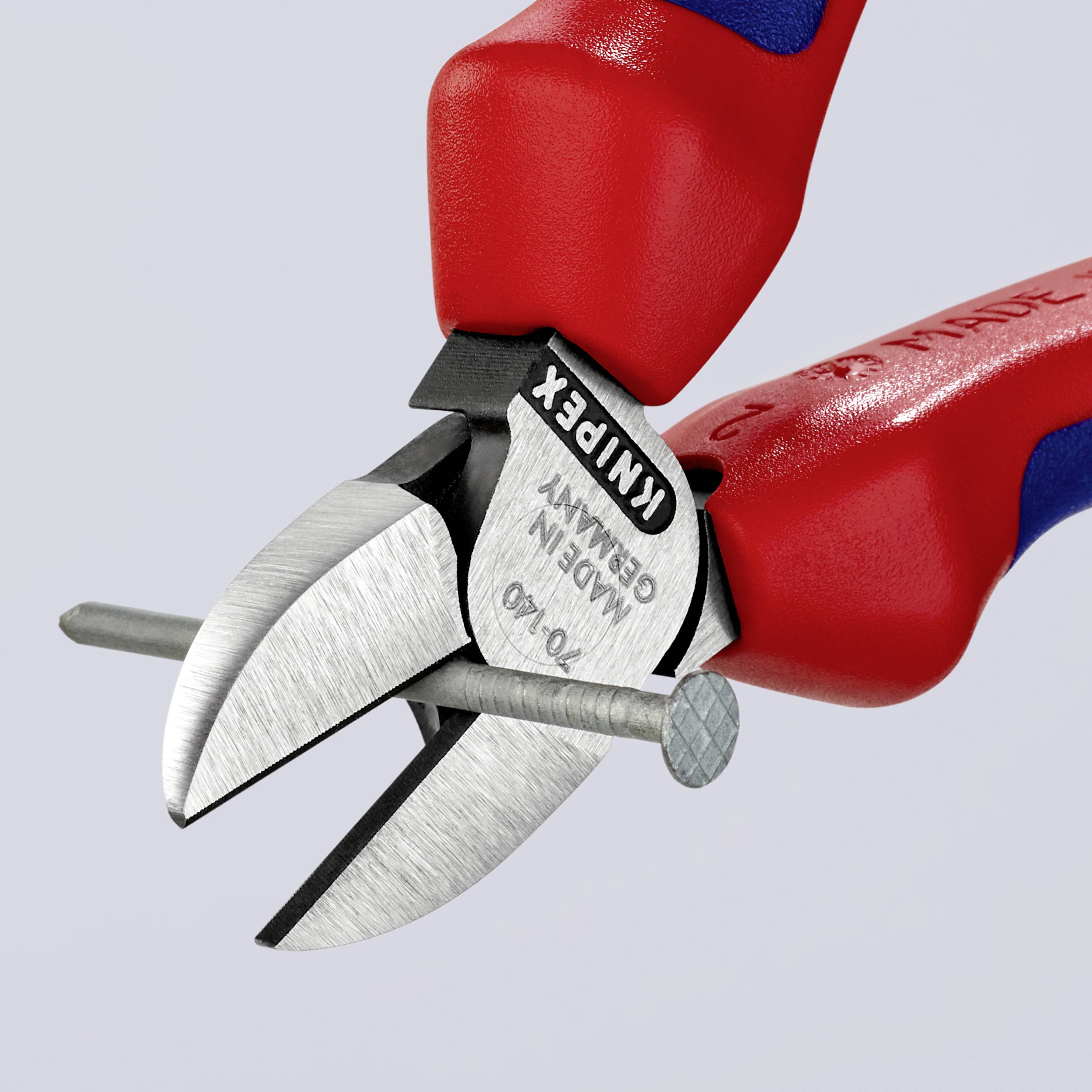 Röd avbitare från Knipex, visar skäregenskaper och metalldetaljer. Lämplig för precisionsklippning av tråd och andra material.