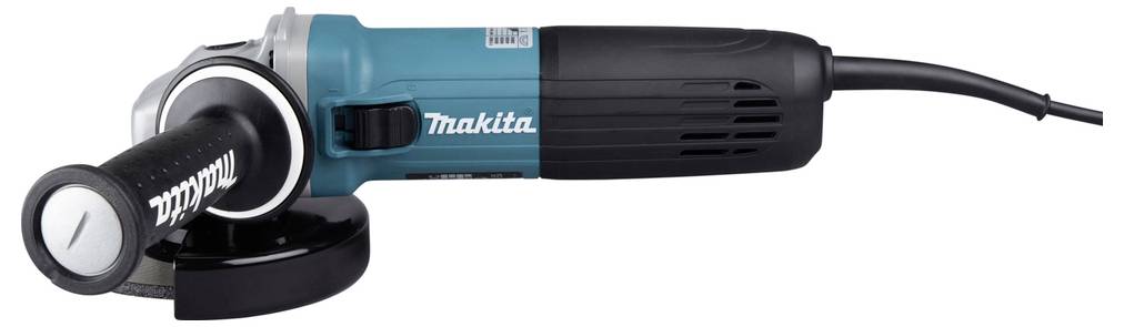 En elektrisk vinkelslipen med en svart och teal kropp, svart handtag och strömkabel, med varumärket 'Makita' tryckt på handtaget.