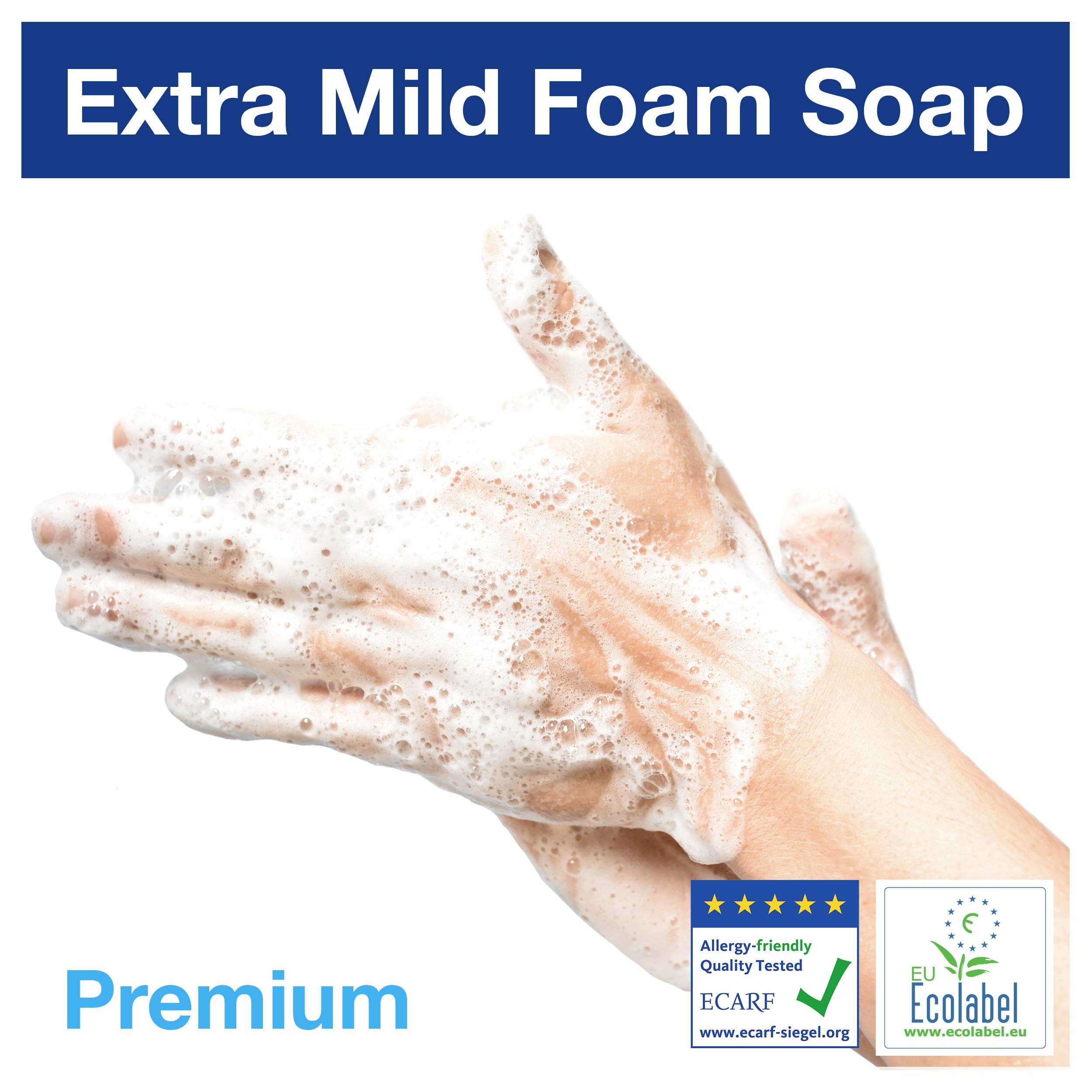 Två händer, intvålade med skum. Överst står det: 'Extra Mild Foam Soap'. Längst ner till vänster: 'Premium'. Två certifikatlogotyper längst ner till höger.