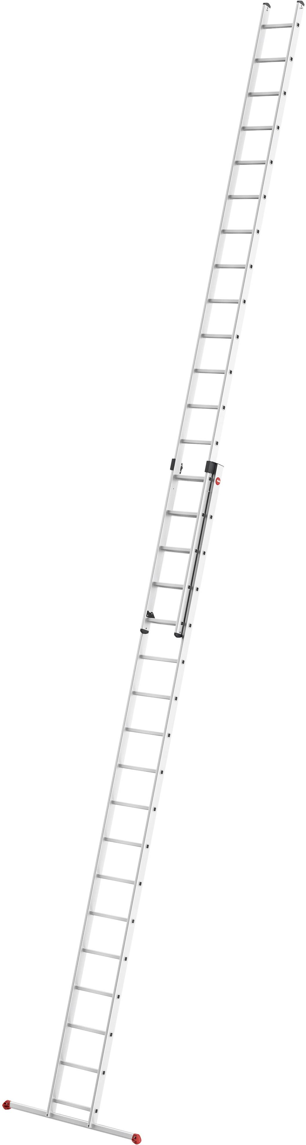 En lång, utdragen aluminiumstege som lutar. Den har flera pinnar och är lämplig för arbeten på hög höjd.