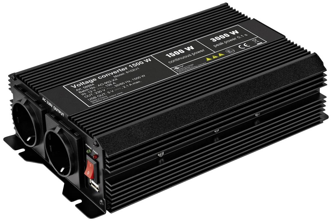 En svart spänningstransformator med två eluttag och en strömbrytare. Märkning visar en kapacitet på 1500 W.