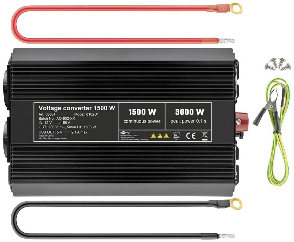 En spänningsomvandlare med specifikationer: '1500 W kontinuerlig effekt, 3000 W toppeffekt', inklusive kablar och klämmor för anslutning.