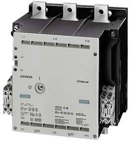 En trepolig Siemens-kontaktor med anslutningsklämmor upptill och nertill, lämplig för industriella elektriska styrtillämpningar.