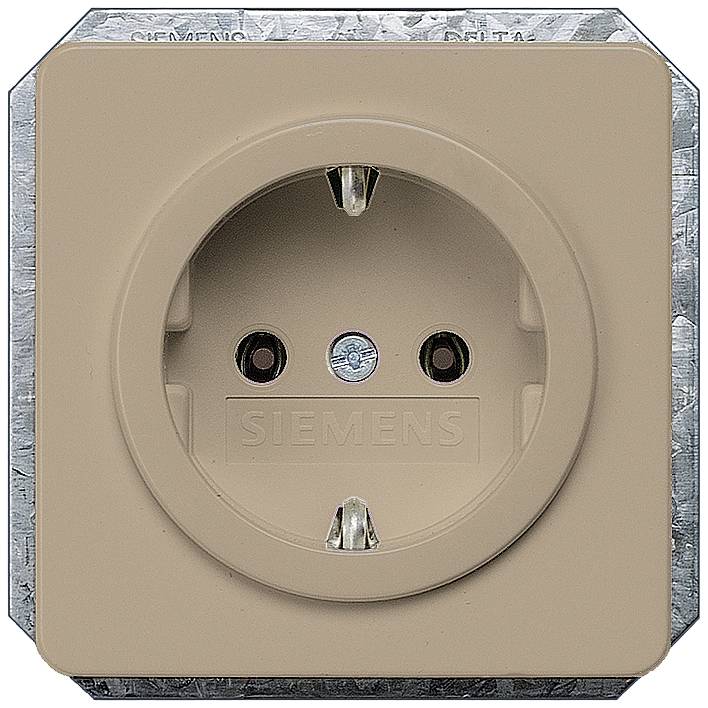 Siemens vägguttag i beige monterat på en vägg.
