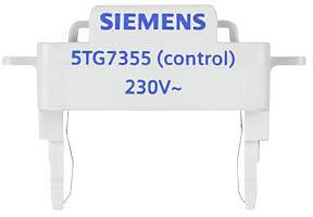 'SIEMENS 5TG7355 (styrning) 230V~' på vitt hölje för en elektrisk komponent.