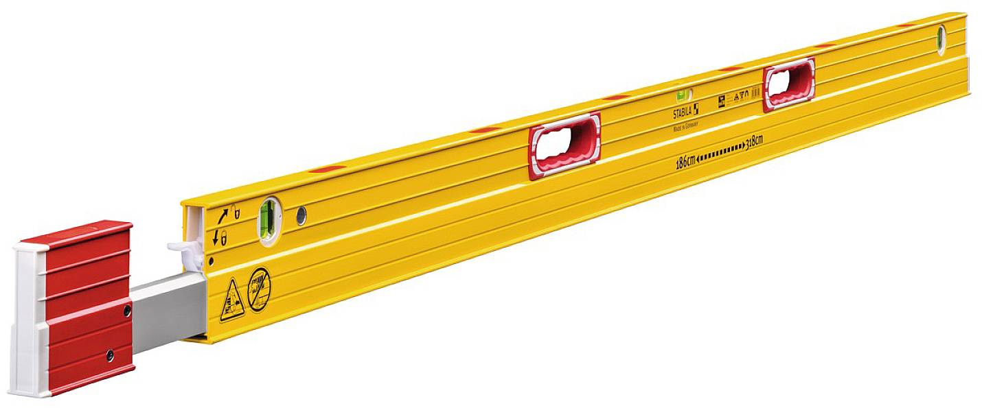 Gul vattenpass med röda och vita ändar, flera libeller för mätning av horisontell nivå och utdragbar förlängning.