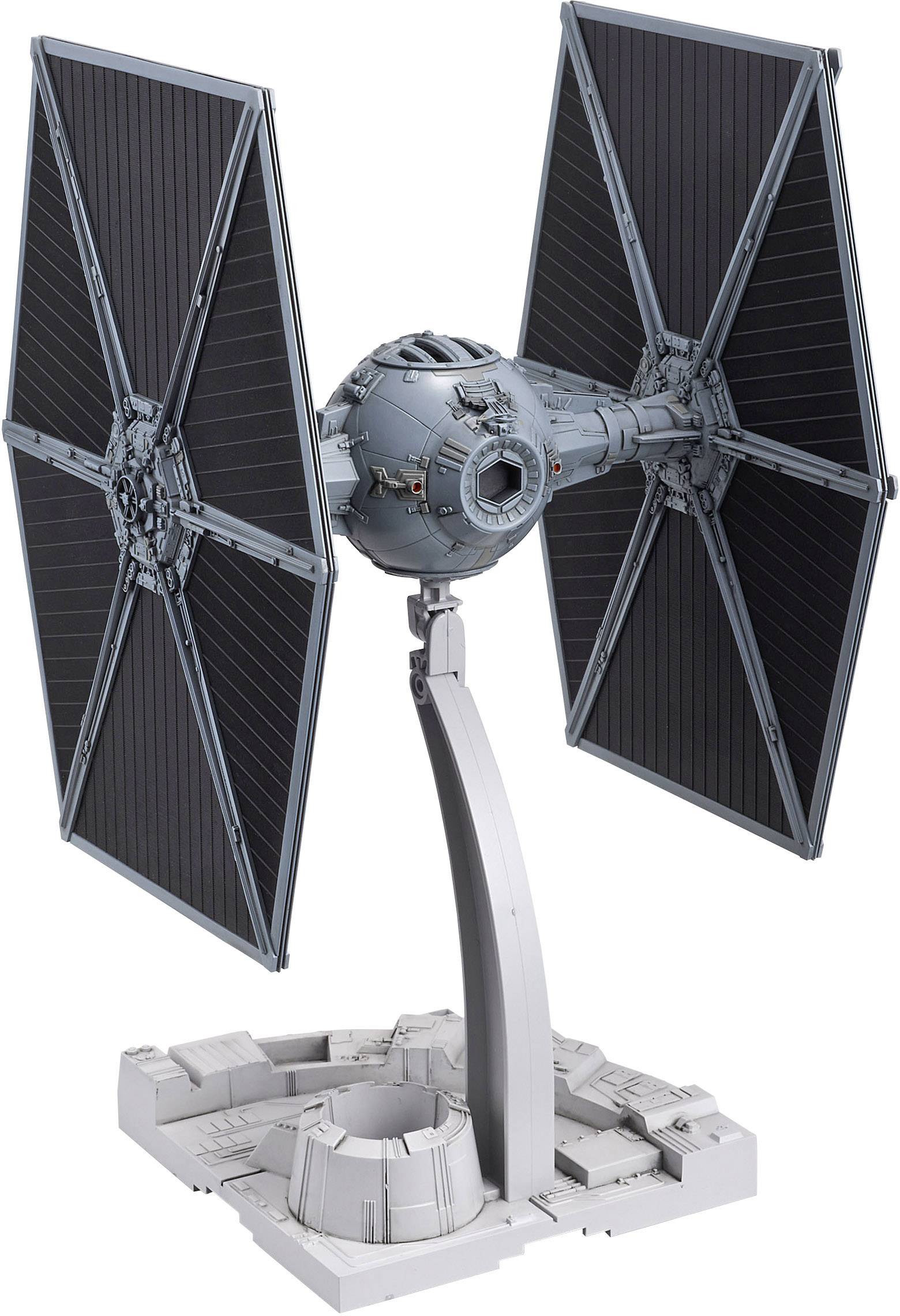 En modell av ett rymdskepp med två stora, vertikala vingar längs ett centralt, sfäriskt cockpit, liknande en TIE Fighter.