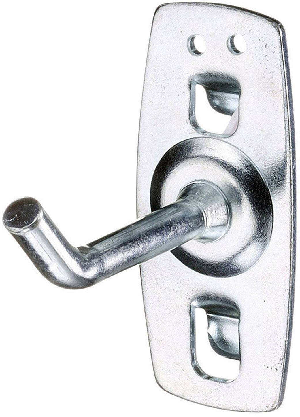 En enskild metallväggkrok i silverfärg framför en vit bakgrund.