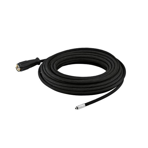 Svart högtryckslang, upprullad, med en skruvkoppling på varje sida, lämplig för anslutning till högtryckstvätt.