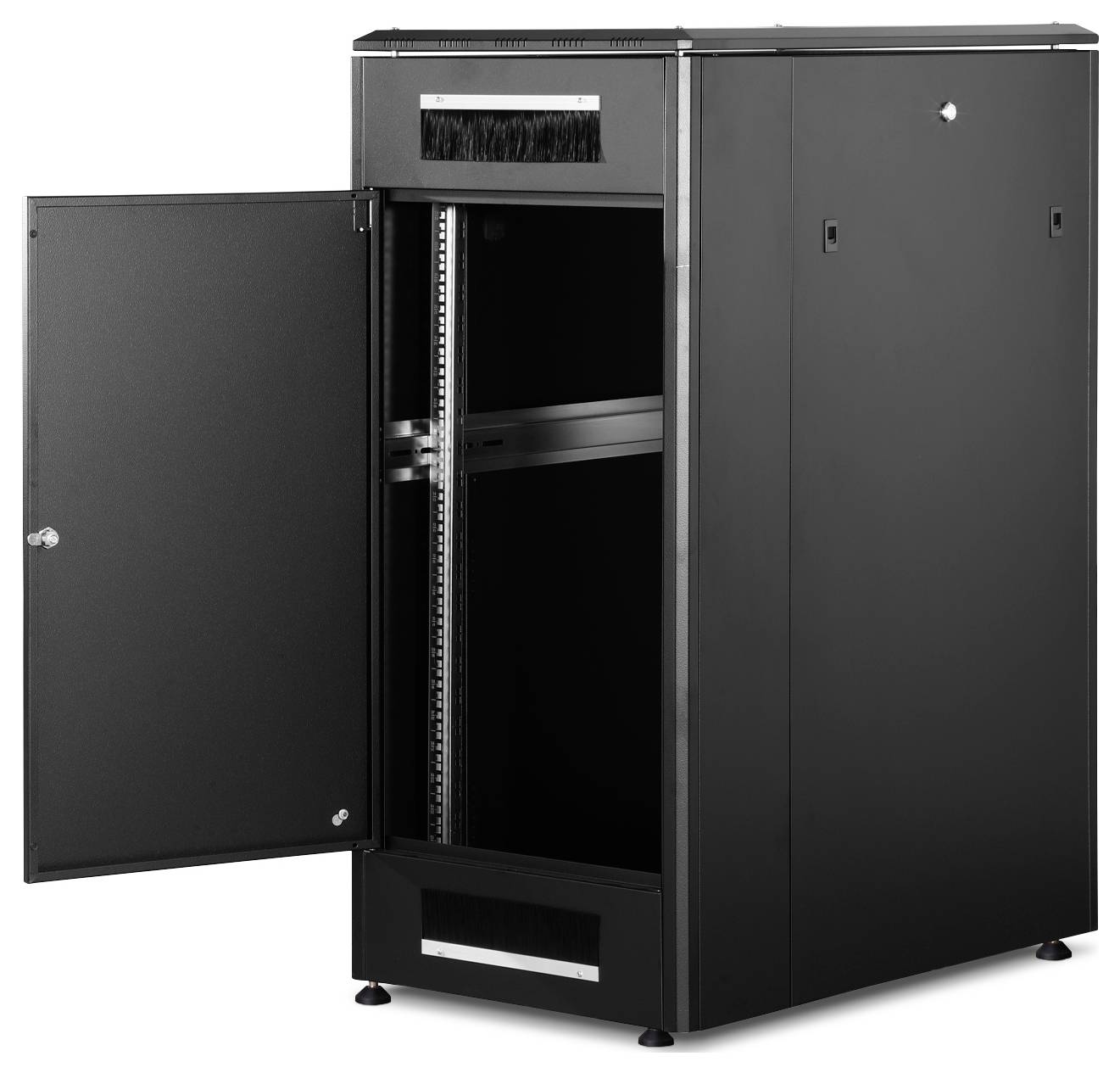 Svart serverracksskåp med öppen dörr, visar innerstrukturen för montering av IT-utrustning i ett datacenter.