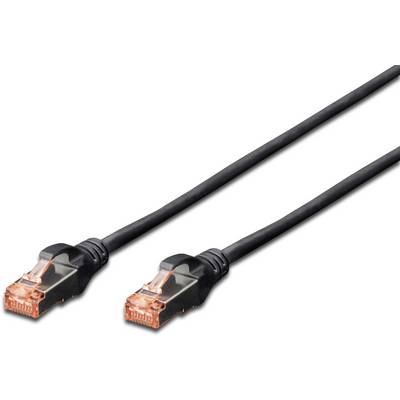 En svart Ethernet-kabel med genomskinliga RJ45-kontakter på båda ändar, vilka innehåller orangefärgade plastdetaljer.